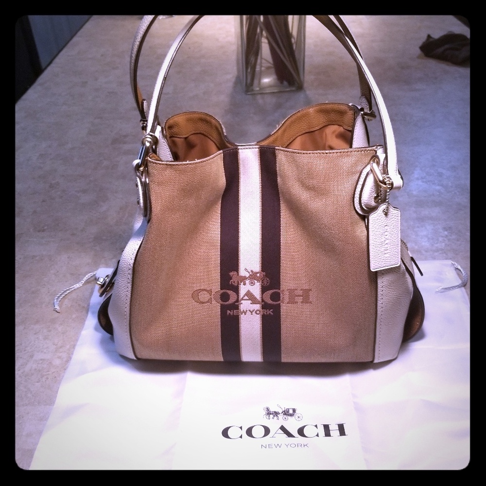 Authentic Coach shoulder bag
